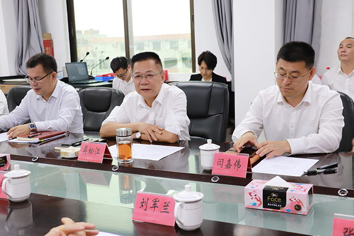 20230419嚴(yán)昊主席同廣東雷州市委書記吳松江會談2.jpg