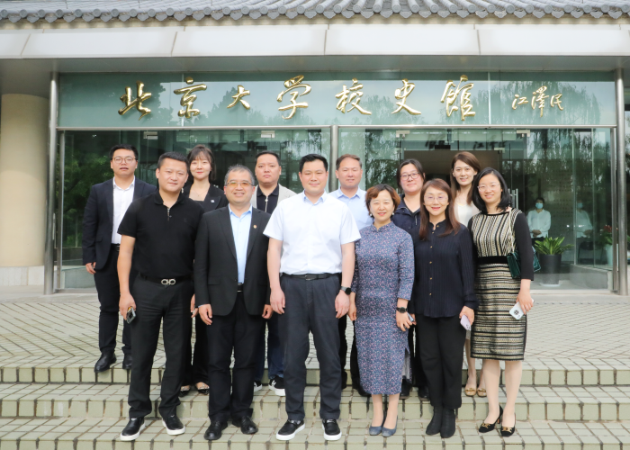 嚴昊北大1.png