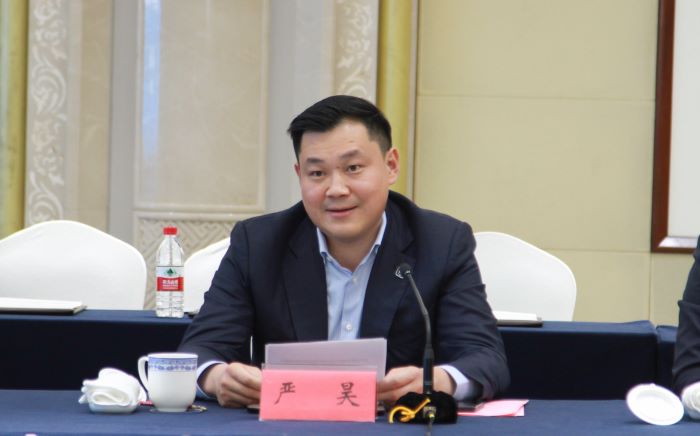 20231201嚴(yán)昊主席見證連云港大圣傳奇樂園項(xiàng)目合作簽約2.jpg