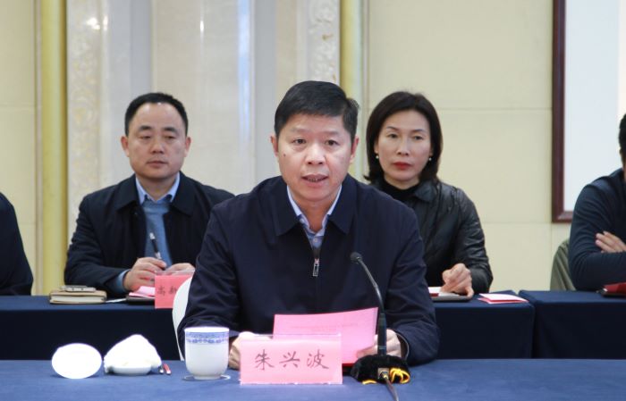 20231201嚴(yán)昊主席見證連云港大圣傳奇樂園項(xiàng)目合作簽約4.jpg