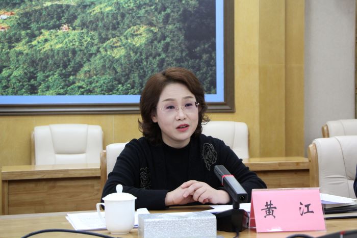20231204嚴(yán)昊主席同廣西防城港市委副書記、市長(zhǎng)黃江會(huì)談 1.jpg